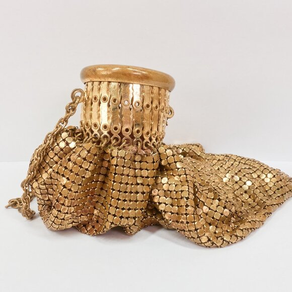 Whiting & Davis Mesh Purse / Vintage Gold Tone Metal Evening Bag / Made in USA - Picture 5 of 12